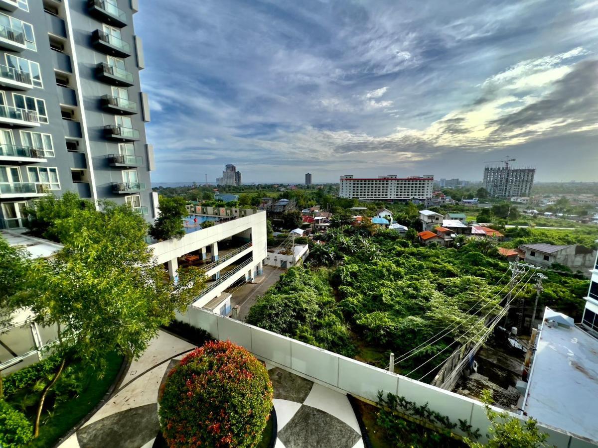 1Br Mactan New Town Apartments Ocean View, Free Pool, Free Beach, Near Airport Punta Engaño エクステリア 写真